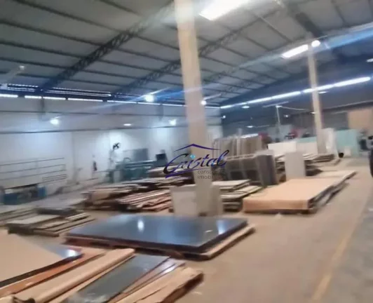 Imagem Aluga - Galpão com 1.372m² por R$ 22.171/mês -Jardim Ipê - Butantã/SP