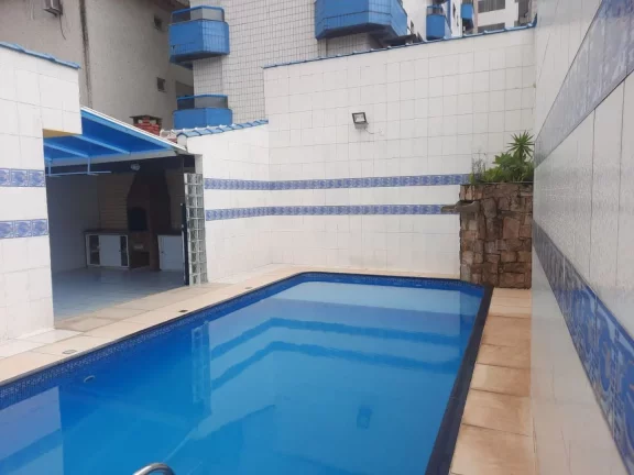 Aluguel de Casa de Luxo em Praia Grande-SP, Bairro Tupi: 3 Quartos, 2 Suítes, 3 Banheiros, 3 Vagas, 100m². Venha Conferir!