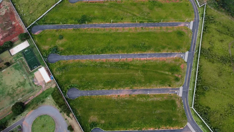 Imagem TERRENO - 200,00 M² - RESIDENCIAL VILLAGIO PAULÍNIA