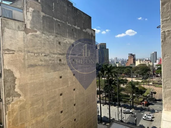 Imagem Oportunidade de Investimento: Conjunto Comercial à Venda na Sé, São Paulo-SP - 2 Salas, 2 Banheiros, 88,00 m² de Área.