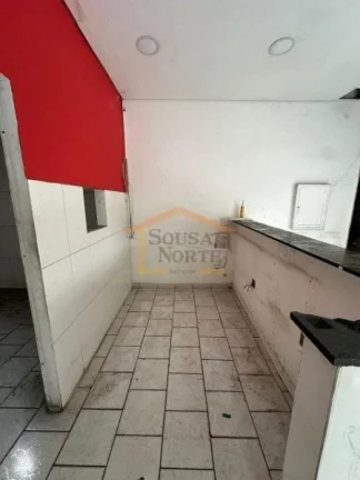 Imagem Casa Comercial, Imóvel com aproximadamente 500 m², ideal para uso comercial ou residencial, com 5 ...