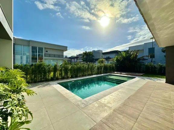Imagem Casa em Condominio 4 Dormitórios - Bairro Morada do Sol