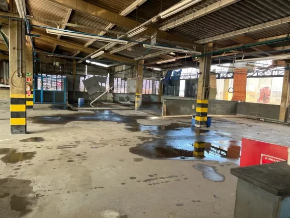 Imagem Galpão, 1780 m² - venda por R$ 9.500.000,00 ou aluguel por R$ 47.728,16/mês - Vila Amorim - Suzano/SP