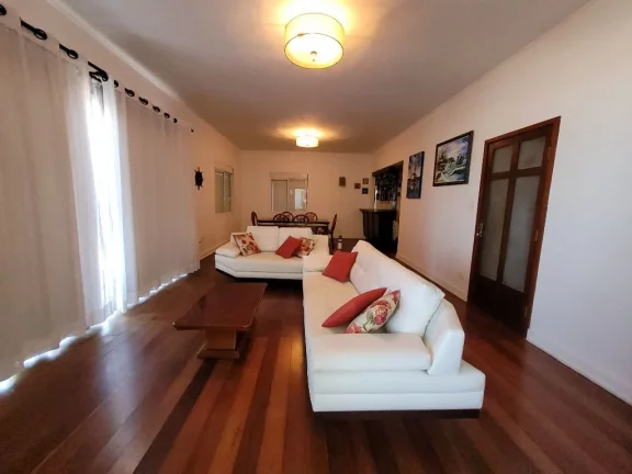 Imagem PITANGUEIRAS - FRENTE TOTAL AO MAR, 209,51 M² ÚTEIS, 01 VAGA DE GARAGEM EM PARQUEAMENTO, EXCELENTE APARTAMENTO, ANDAR ALTO, MARAVILHOSA VISTA