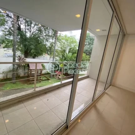 Imagem Casa à venda em Condomínio Brooklin *425m² privativos *Living com ambientes integrados *Lareira *...