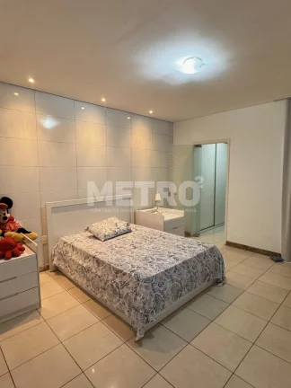 Imagem Casa à venda, Caminho do Sol, 4 quartos, sendo 02 suítes, piscina
