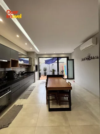 Imagem Residencial Villa Romana 2 - Casa em Condomínio de Luxo em Jardim Cybelli, Ribeirão Preto-SP - 3 Quartos, 3 Suítes - Quer Imóvel