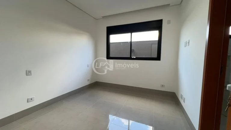 Imagem Imperdível Casa à Venda em Campo Grande-MS, Residencial Shalom: 3 quartos, 3 suítes, 3 salas, 2 banheiros, 4 vagas, 182,13 m²!