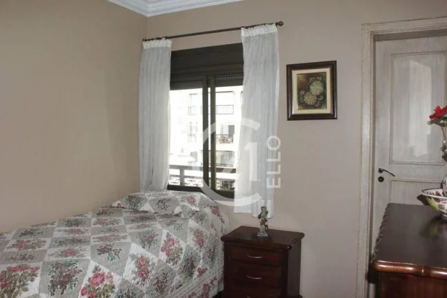 Imagem Na melhor rua de Moema, 159m², 4 suítes