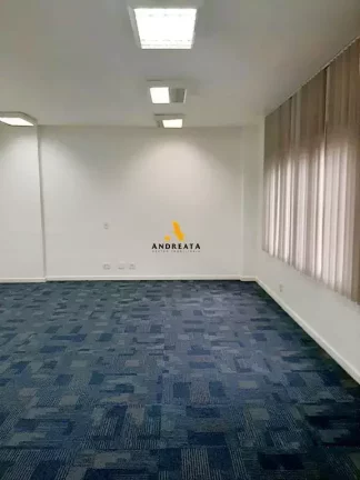 Imagem Laranjeiras - Rua Ipiranga - Alugou ou vendo prédio comercial em localização privilegiada.