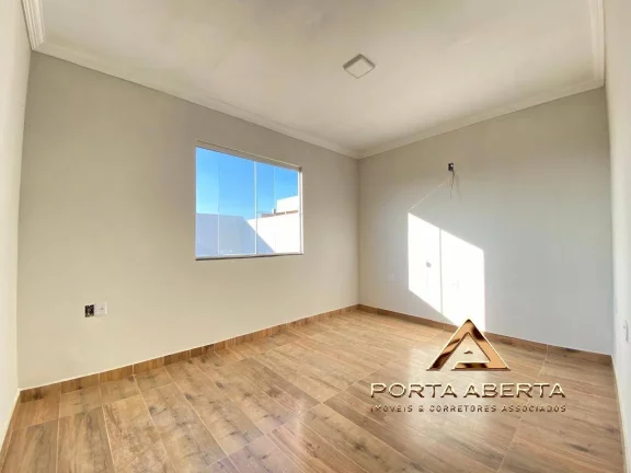 Imagem Casa Linear em Meio Lote Residencial Porto Seguro - cod 1501