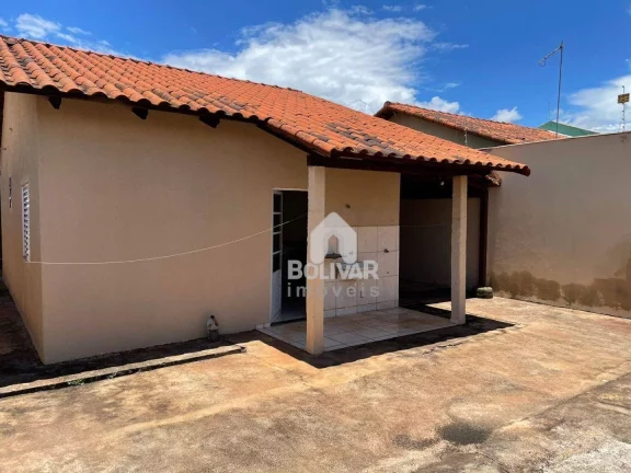 Imagem Casa com 2 dormitórios à venda, 51 m² por R$ 230.000,00 - Portal Dos Ipes - Itumbiara/GO