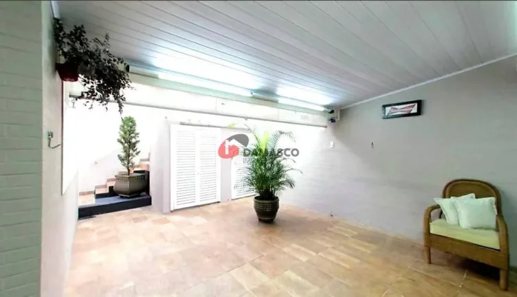 Imagem Sobrado à venda 2 Quartos, 1 Suite, 2 Vagas, 238M², Barcelona, São Caetano do Sul - SP