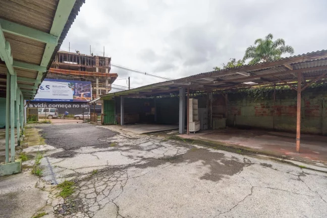 Imagem Terreno Comercial no bairro Campo Comprido