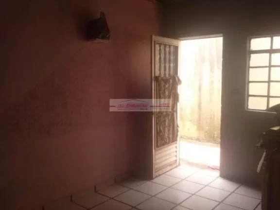 Imagem Casa COMERCIAL a 2 minutos do Centro de Boituva.