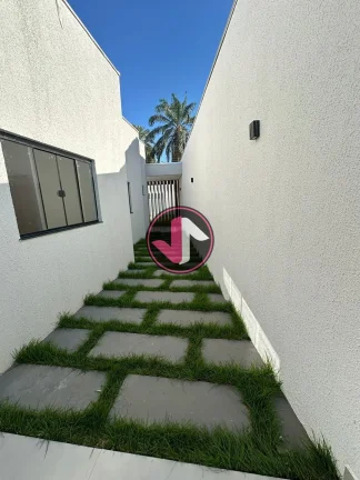 Imagem Este parece ser um anúncio bastante detalhado de uma propriedade no Bairro Jardim Califórnia, em C...