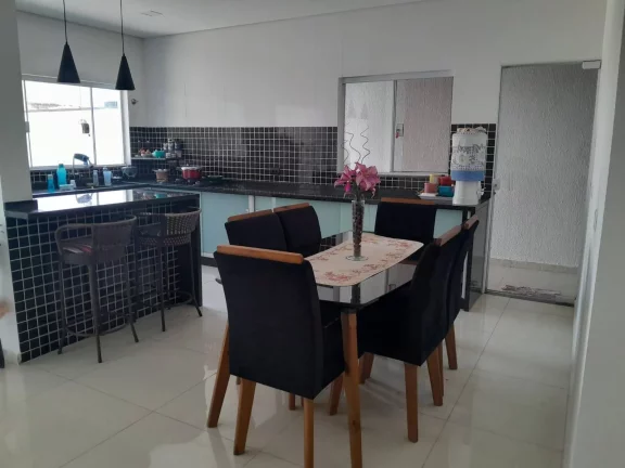 Imagem Casa em Condomínio Fechado em Pindamonhangaba