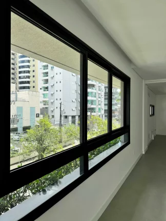 Imagem Apartamento com 4 suítes e 3 vagas de garagem em na Alameda Rio Branco Blumenau