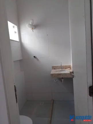 Imagem VENDO CASA REFORMADA NA MANGABEIRA VILLE