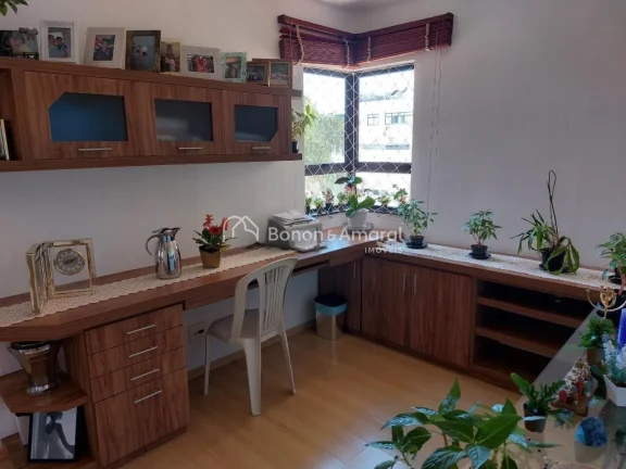 Imagem Em um dos bairros mais charmosos e tranquilos da cidade, este apartamento oferece conforto, versatil...