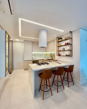 Imagem Cobertura 100% reformada para venda em Campo Belo. *230m² privados *3 dormitórios sendo 3 suites *...