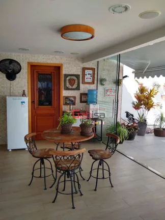 Imagem Casa com 3 dormitórios à venda, 250 m² por R$ 2.380.000,00 - Praia do Siqueira - Cabo Frio/RJ
