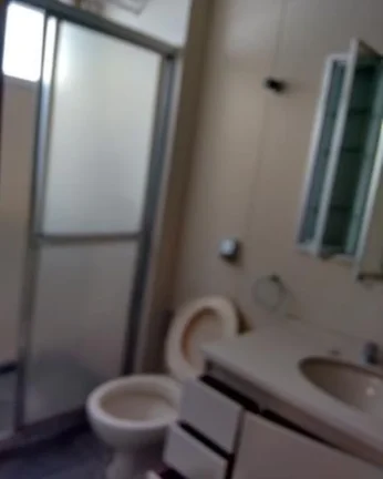 Imagem Apartamento à venda no Guarujá na Praia das Pitangueiras.