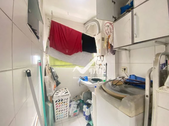 Imagem Apartamento com 3 dormitórios à venda, 92 m² por R$ 765.000,00 - Ponta da Praia - Santos/SP