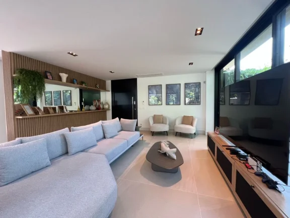 Imagem Casa de Luxo à Venda em Riviera de São Lourenço Módulo 24: 5 Quartos, 5 Suítes, 3 Salas, 6 Vagas de Garagem, 395,00m² de Área