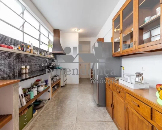 Imagem Excelente apartamento em Higienópolis, bem ventilado, ensolarado, em andar alto.!