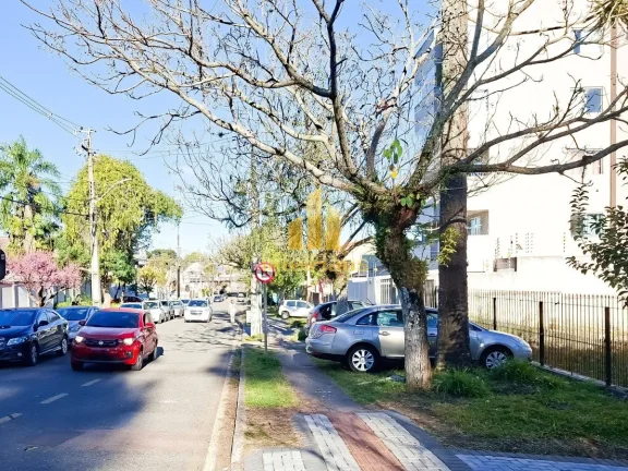 Imagem Excelente oportunidade de investimento em terreno localizado no bairro Jardim das Américas, em Curi...
