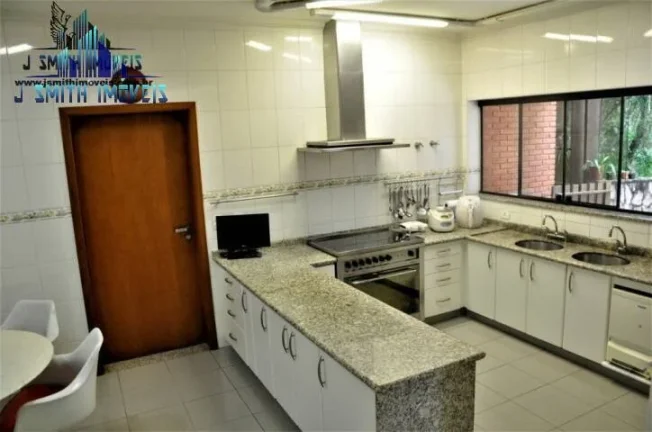 Imagem LINDA RESIDÊNCIA COM 4 SUÍTES, ESTILO GRANJA VIANA, CONSTRUÇÃO DE PRIMEIRA