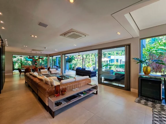 Imagem Residência de Luxo à Venda na Riviera de São Lourenço Módulo 17: 7 Quartos, 7 Suítes e 594m² de Pura Sofisticação!