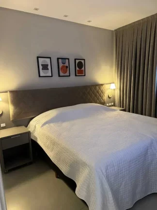 Imagem Apartamento de 2 dormitórios e 1 vaga de garagem no Centro de Itapema/SC