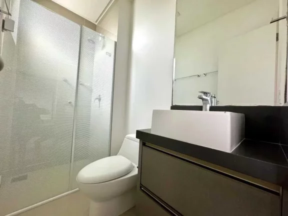 Imagem Apartamento decorado com 3 suítes e 3 vagas de garagem em Balneário Camboriú