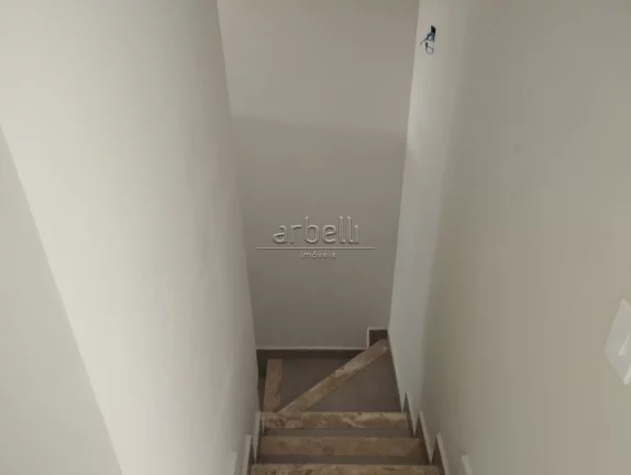 Imagem Sobrado com 100 metros quadrados, 3 dormitórios sendo 1 suíte com sacada, 1 banheiro social, 1 lav...