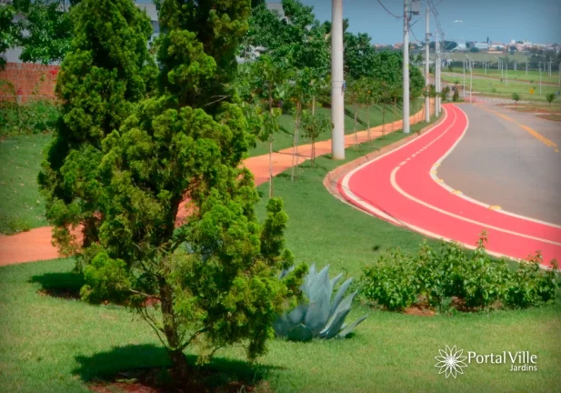 Imagem Terreno à Venda no Bairro Portal Ville Jardins, Boituva: Excelente Localização e Valorização!