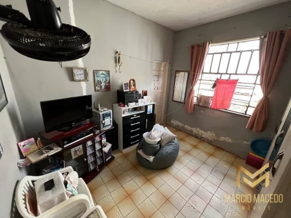 Imagem Casa com 6 dormitórios à venda, 250 m² por R$ 550.000,00 - Monte Castelo - Fortaleza/CE