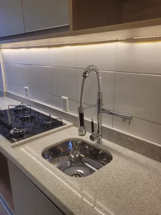Imagem Lindo Apartamento de 2 quartos em Novo Hamburgo com móveis Planejado e sacada com churrasqueira.