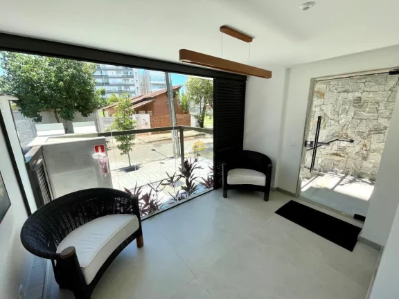 Imagem Mais do que um imóvel à beira-mar, este apartamento foi desenvolvido com tecnologias de ponta, con...