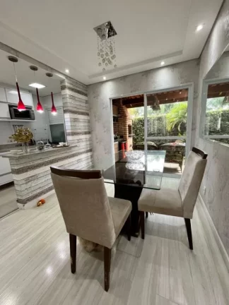 Imagem Sobrado com 2 dormitórios à venda, 72 m² por R$ 600.000,00 - Jardim Carlos Cooper - Suzano/SP