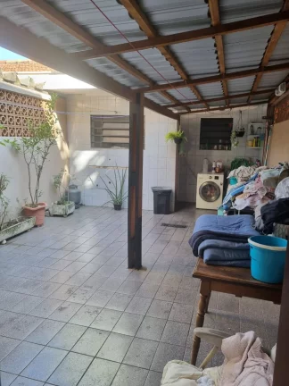 Imagem Sobrado a venda c/ 3 dorms - Jd. Santa Cruz ( Campo Grande)