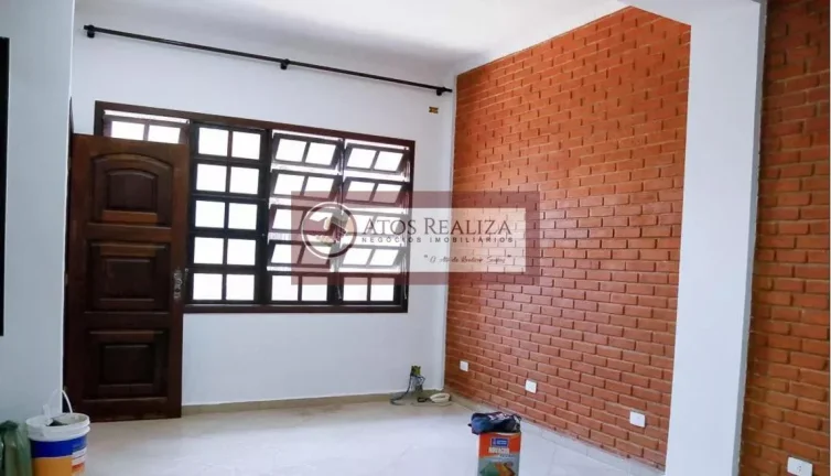 Imagem Atenção: Chegou a sua Oportunidade de comprar um Sobrado no Socorro com Desing EUROPEU. Vendo lindo sobrado no bairro do Socorro, imóvel com um Stilo totalmente diferente dos outros que você visitou, esse imóvel conta com 4 Dormitórios, sendo 1 Suíte, Arm