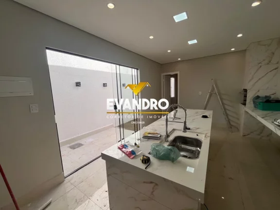 Imagem Casa em Condomínio para Venda em Cuiabá / MT no bairro Jardim Imperial