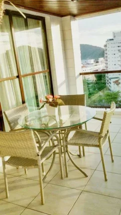 Imagem Praia de Astúrias,Lindo Totalmente Reformado,Top,100 M do Mar,Amplo 160 M² Úteis,Lazer,2 Garagens,*VENDA ou LOCAÇÃO ANUAL*