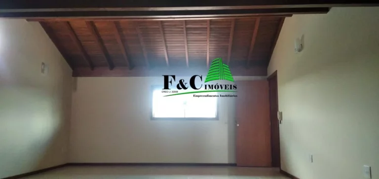Imagem Casa para Venda em Araras, Parque Santa Cândida, 3 dormitórios, 1 suíte, 2 banheiros, 4 vagas