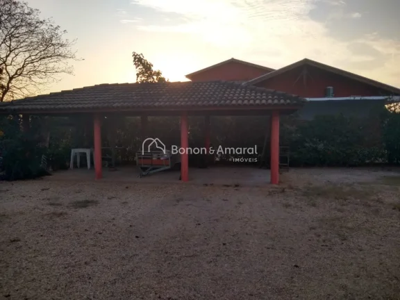 Imagem Chácara com1300 metros casa com 3 quartos sendo todos com suíte, bela área de churrasqueira com p...