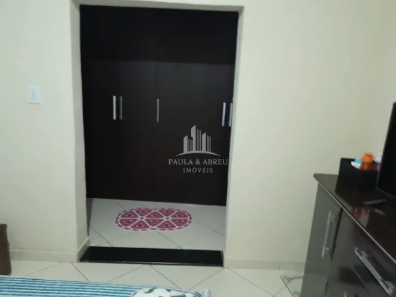 Imagem Casa com 2 Dormitórios, 1 Banheiro, mais 2 Cômodos sem acabamento na Vila Magini, divisa com Jardim Zaíra, Mauá-SP