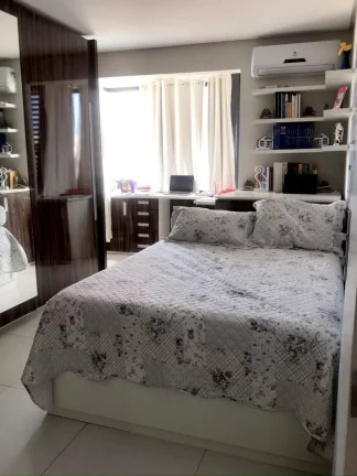 Imagem Apartamento à Venda no Condomínio Edifício Rembrandt - 143m², 3 Quartos, Mobiliado!