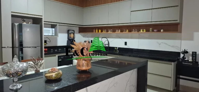 Imagem Chácara Condomínio para Venda em Limeira, Loiolas, 2 dormitórios, 1 suíte, 1 banheiro, 10 vagas